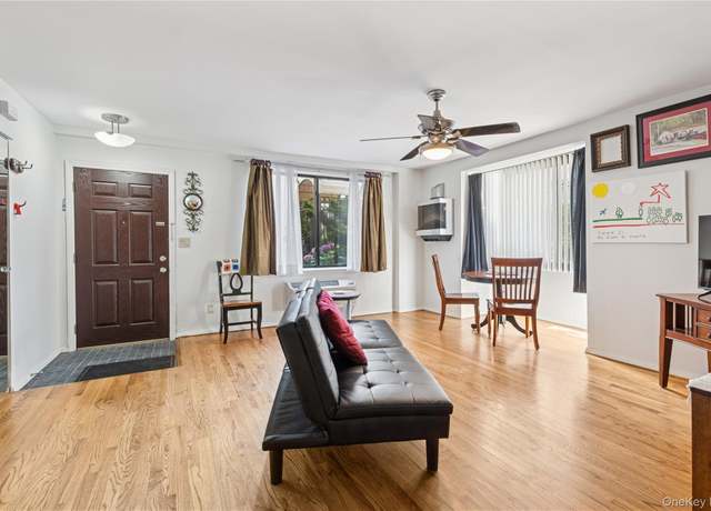Property at 425 Shore Rd Unit 1A, Long Beach, NY 11561, 2 beds, 2 baths