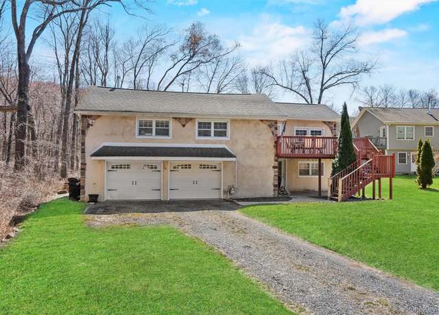Property at 16 Birch Dr, Greenwood Lake, NY 10925, 3 beds, 2 baths