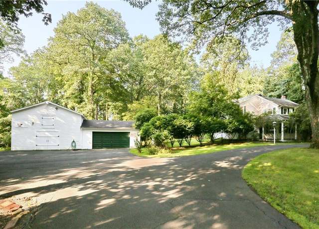 Property at 93 Hillside Ave, Airmont, NY 10952, 4 beds, 2.5 baths
