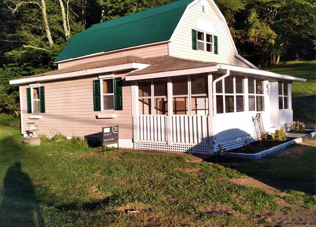 Property at 31 Willowemoc Rd, Livingston Manor, NY 12758, 3 beds, 1 bath