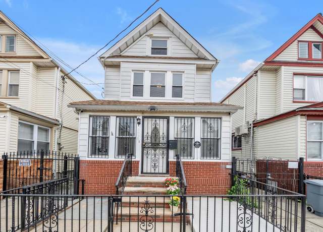 Property at 8838 74th Pl, Woodhaven, NY 11421, 3 beds, 2.5 baths