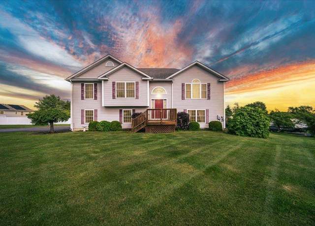 Property at 5 Sunrise Dr, Milton, NY 12547, 3 beds, 3 baths