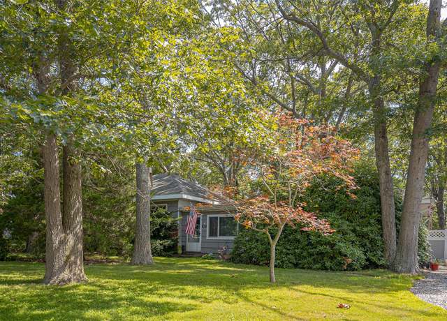 Property at 88 West End Ave, Shirley, NY 11967, 3 beds, 1 bath