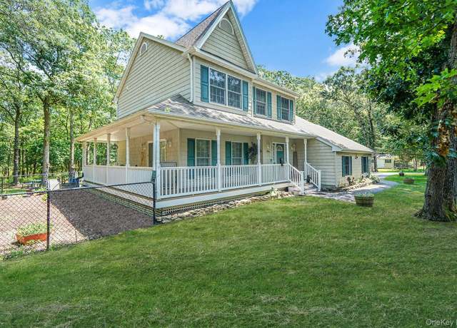 Property at 1430 Wading River Manor Rd, Wading River, NY 11792, 4 beds, 3.5 baths