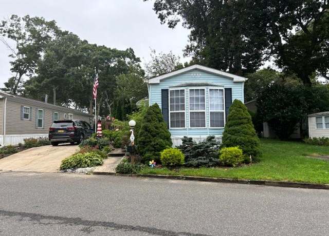 Property at 1661 Old Country Rd #189, Riverhead, NY 11901, 2 beds, 2 baths