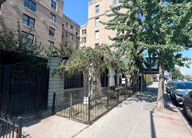 Property at 14809 Northern Blvd Unit 3N, Flushing, NY 11354, 1 bath