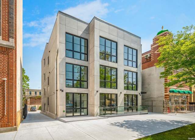Property at 22-19 33rd St Unit 4B, Long Island City, NY 11105, 2 beds, 2 baths