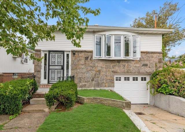 Property at 15-03 Dunbar St, Far Rockaway, NY 11691, 3 beds, 2.5 baths