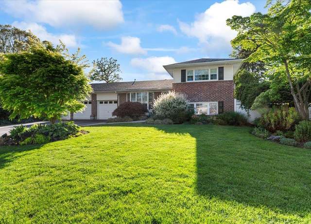 Property at 20 Greene Dr, Commack, NY 11725, 4 beds, 2 baths