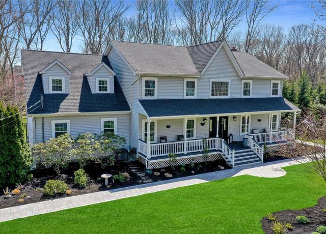 Property at 8 Franklin Ave, East Setauket, NY 11733, 5 beds, 3.5 baths