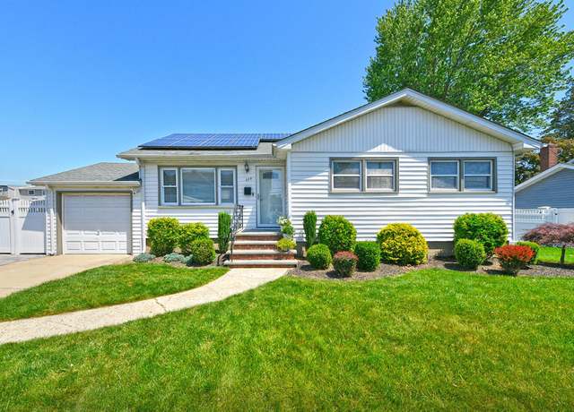 Property at 239 N Walnut St, Massapequa, NY 11758, 3 beds, 1.5 baths