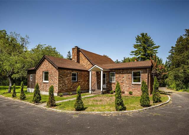 Property at 273 Round Top Rd, Germantown, NY 12526, 3 beds, 2 baths
