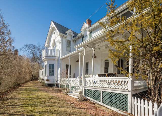 Property at 31 Grand Ave And 20 Spring Garden Ave, Shelter Island Heights, NY 11965, 6 beds, 4.5 baths