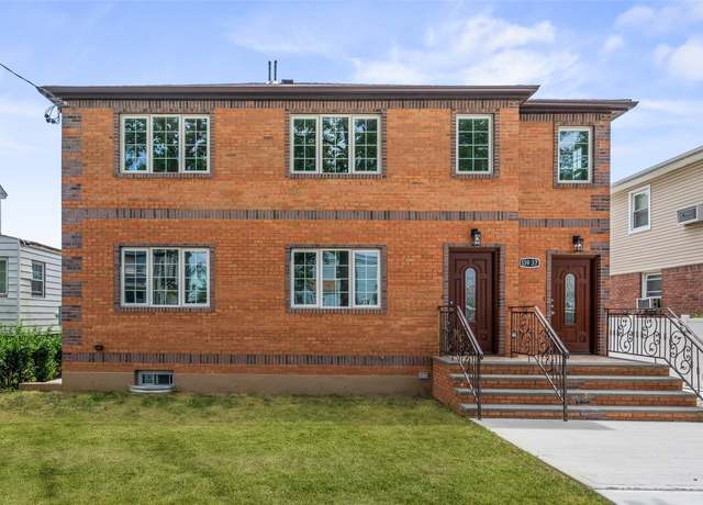 Property at 13937 253rd St, Rosedale, NY 11422, 6 beds, 5 baths