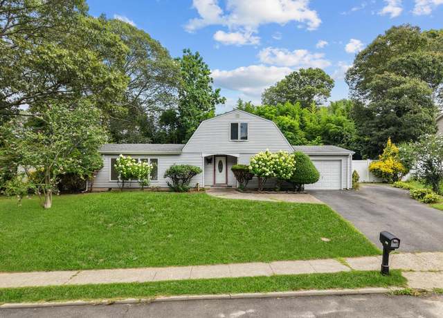 Property at 1317 Waverly Ave, Farmingville, NY 11738, 3 beds, 1.5 baths