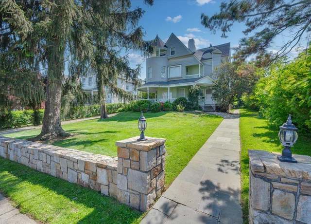 Property at 23 Park Ave, New Rochelle, NY 10805, 7 beds, 4 baths