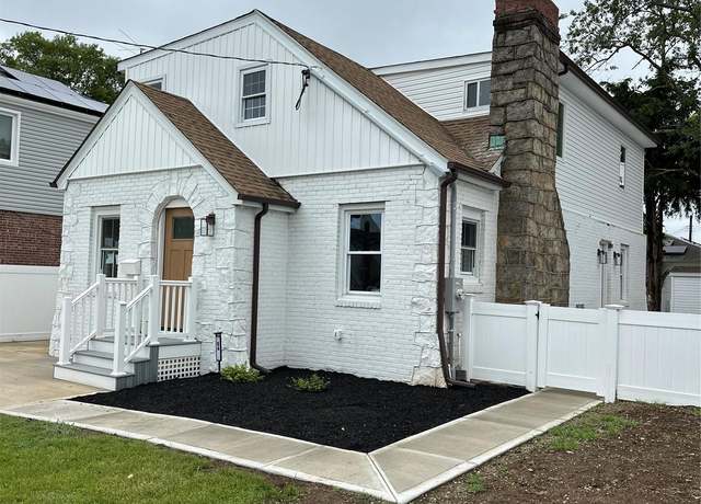 Property at 84 Windsor, Hempstead, NY 11550, 5 beds, 3 baths