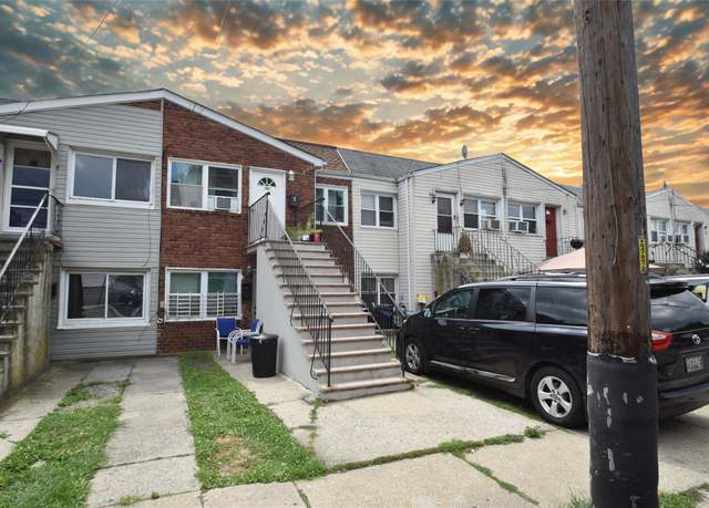 Property at 1507 Beach 11th St, Far Rockaway, NY 11691, 5 beds, 2 baths