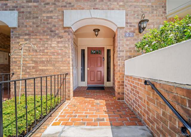 Property at 12-35 Robin Ln, Bayside, NY 11360, 2 beds, 2 baths