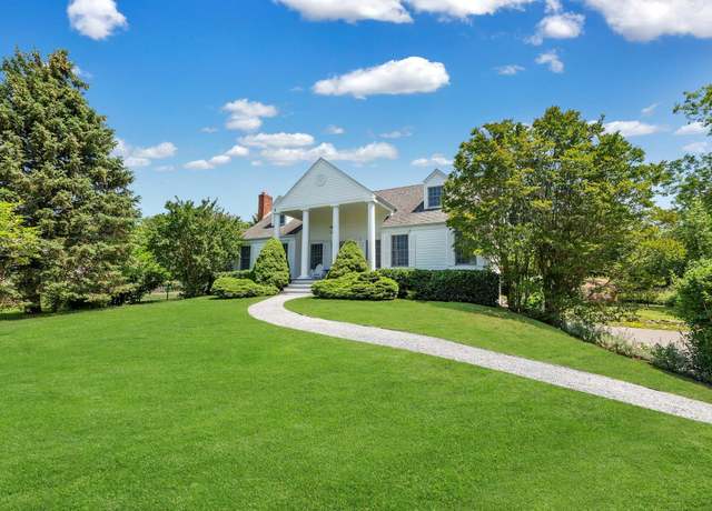 Property at 2850 Reeve Rd, Mattituck, NY 11952, 4 beds, 3 baths