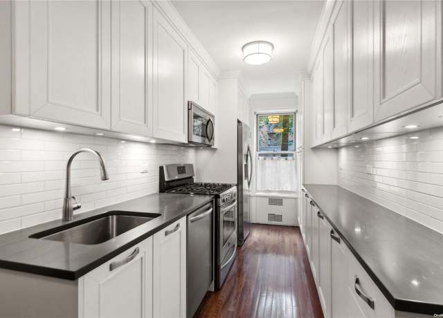 Property at 73-12 35th Ave Unit C4, Jackson Heights, NY 11372, 1 bed, 1 bath