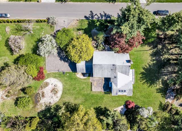 Property at 48 Century Trl, Harrison, NY 10528, 4 beds, 3 baths