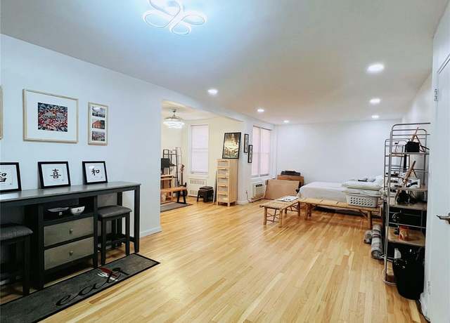 Property at 3510 150 St Unit 4A, Flushing, NY 11354, 1 bath