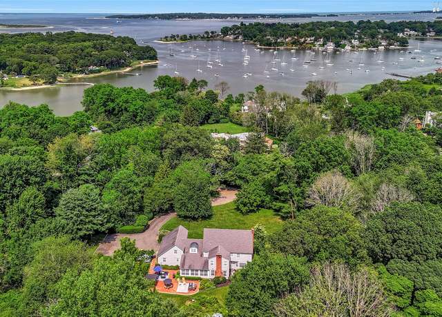 Property at 27 Van Wyck Ln, Lloyd Harbor, NY 11743, 5 beds, 3.5 baths