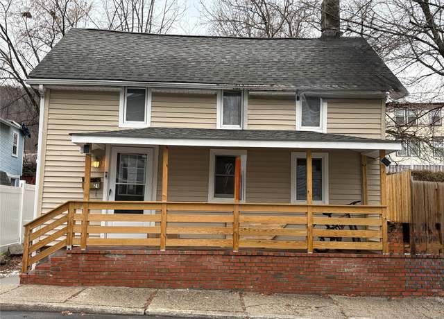 Property at 21 Center St, Highland Falls, NY 10928, 3 beds, 1 bath