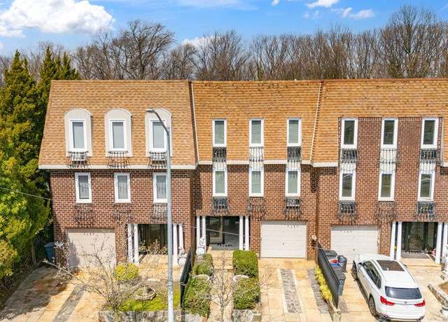 Property at 214-03 Waters Edge Dr, Bayside, NY 11360, 5 beds, 4 baths