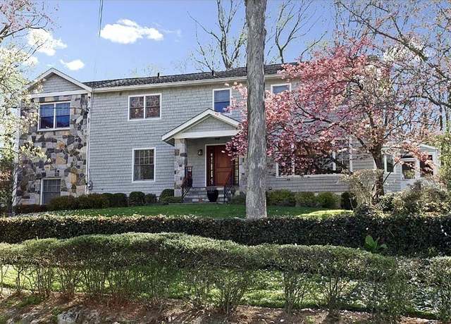 Property at 15 Kolbert Dr, Scarsdale, NY 10583, 6 beds, 5.5 baths