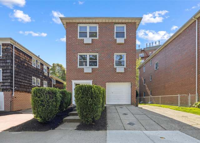 Property at 253-10 W End Dr, Little Neck, NY 11362, 8 beds, 5 baths