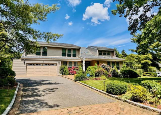 Property at 9 Hill & Tree Ct, Melville, NY 11747, 6 beds, 4.5 baths