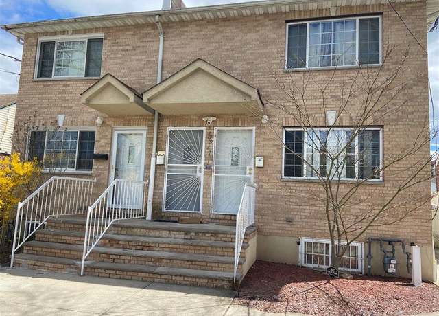 Property at 13917 250th St, Rosedale, NY 11422, 5 beds, 4 baths
