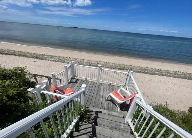 Property at 798 Sound Shore Rd, Jamesport, NY 11947, 4 beds, 2.5 baths