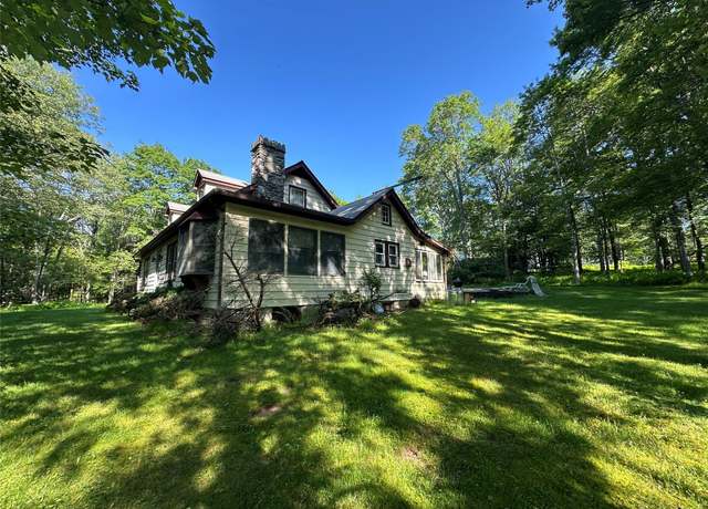 Property at 954 Rt 23 Lumberland Mt Hope Rd, Narrowsburg, NY 12764, 4 beds, 2.5 baths