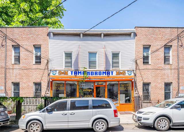 Property at 370 Crescent St, Brooklyn, NY 11208, 2.5 baths