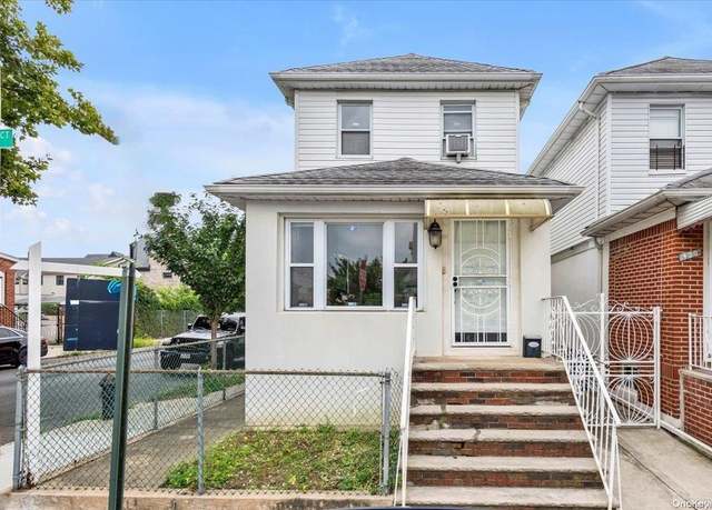 Property at 424 Applegate Ct, Brooklyn, NY 11223, 3 beds, 2 baths