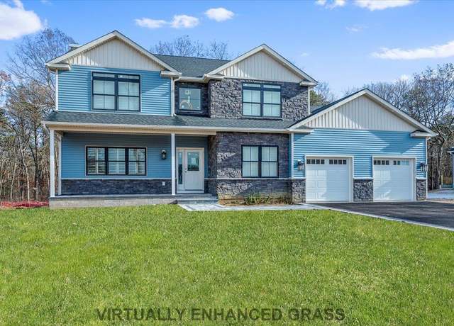Property at 1 Stephanie Ct, Ridge, NY 11961, 5 beds, 2.5 baths