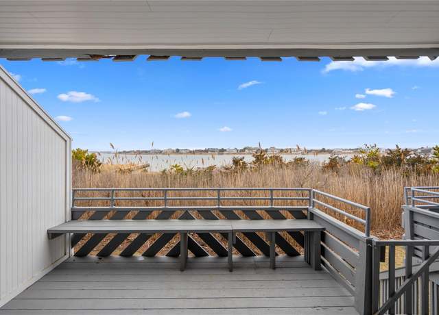 Property at 274 Dune Rd #11, Westhampton Beach, NY 11978, 1 bed, 1 bath