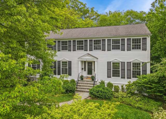 Property at 16 Cayuga Rd, Scarsdale, NY 10583, 4 beds, 3.5 baths