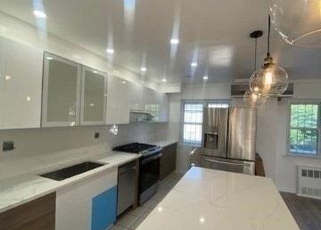 Property at 48-42 58th Ln, Woodside, NY 11377, 3 beds, 2.5 baths