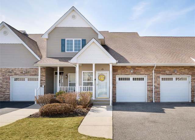 Property at 19 Rose Ln #19, Mount Sinai, NY 11766, 2 beds, 2 baths