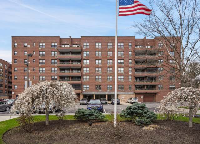 Property at 60 Barker St #425, Mount Kisco, NY 10549, 1 bed, 1 bath