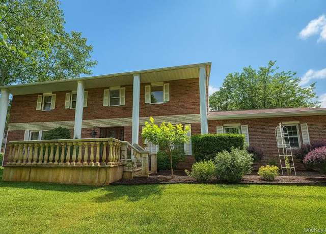 Property at 26 Birchdale Ln, Port Washington, NY 11050, 4 beds, 3.5 baths