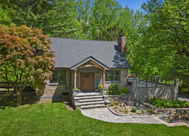 Property at 36 Barrett Hill Rd, Mahopac, NY 10541, 3 beds, 3 baths