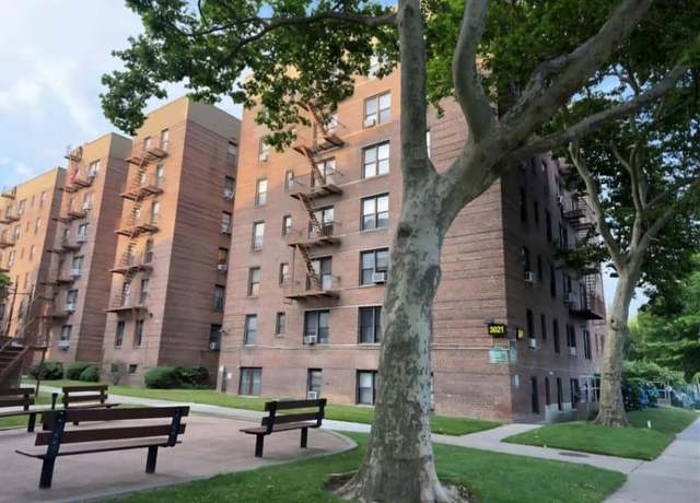 Property at 3021 Z Ave Unit 6H, Brooklyn, NY 11235, 3 beds, 1 bath