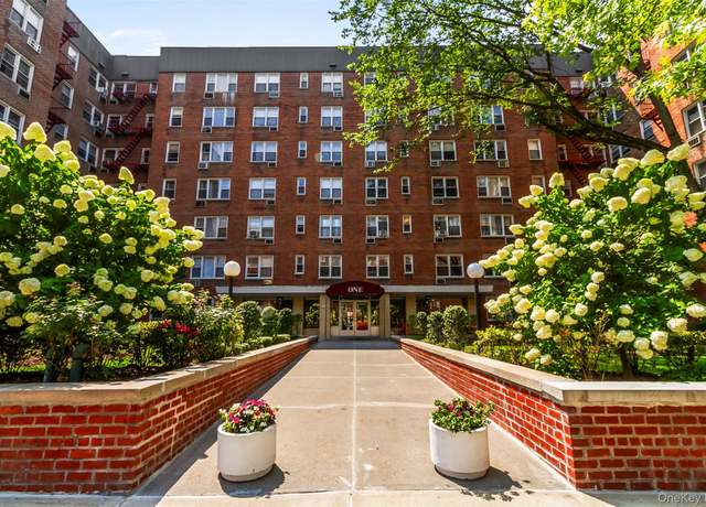 Property at 1 Sadore Ln Unit 4T, Yonkers, NY 10710, 2 beds, 2 baths