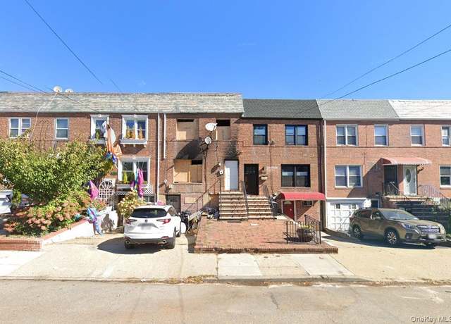 Property at 89-77 Springfiled Blvd, Queens Village, NY 11427, 3 beds, 2.5 baths