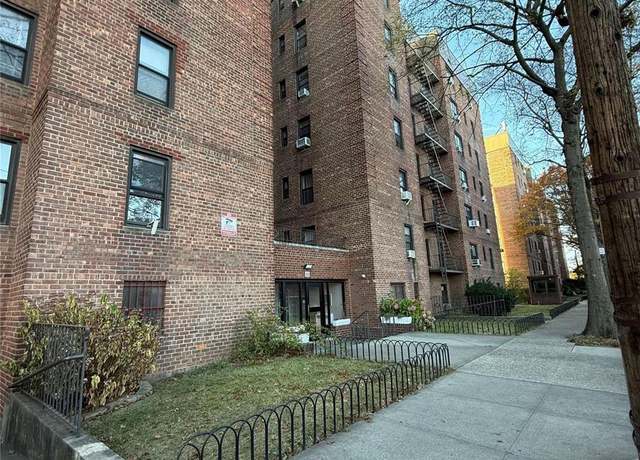 Property at 40 E 43rd St Unit 3B, Brooklyn, NY 11203, 2 beds, 1 bath